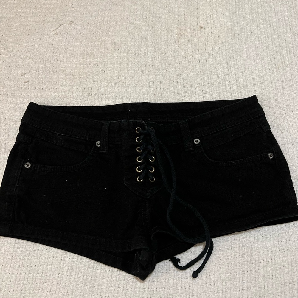 Carmar Lace up fly black jean shorts low rise Y2K